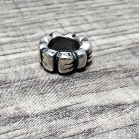 Pandora Retired Small Bow Ribbon Spacer Bead Charm - Picture 7 of 9